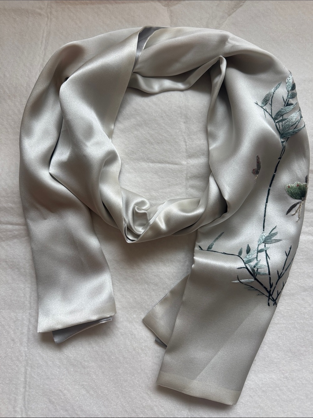 Silk-Feel Light Gray Floral Scarf